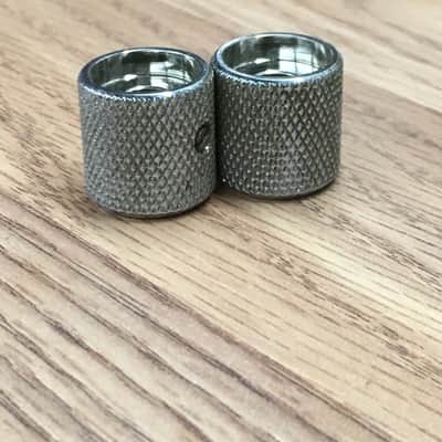 Two Vintage Reissue Fender Spec 60s Knobs Slotted Set Screw Tele Light Aged Relic Knurled image 4