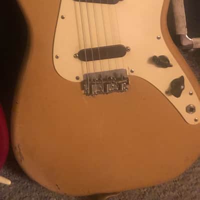 Fender Duo-Sonic with Rosewood Fretboard 1959 - 1961 Desert Sand image 1