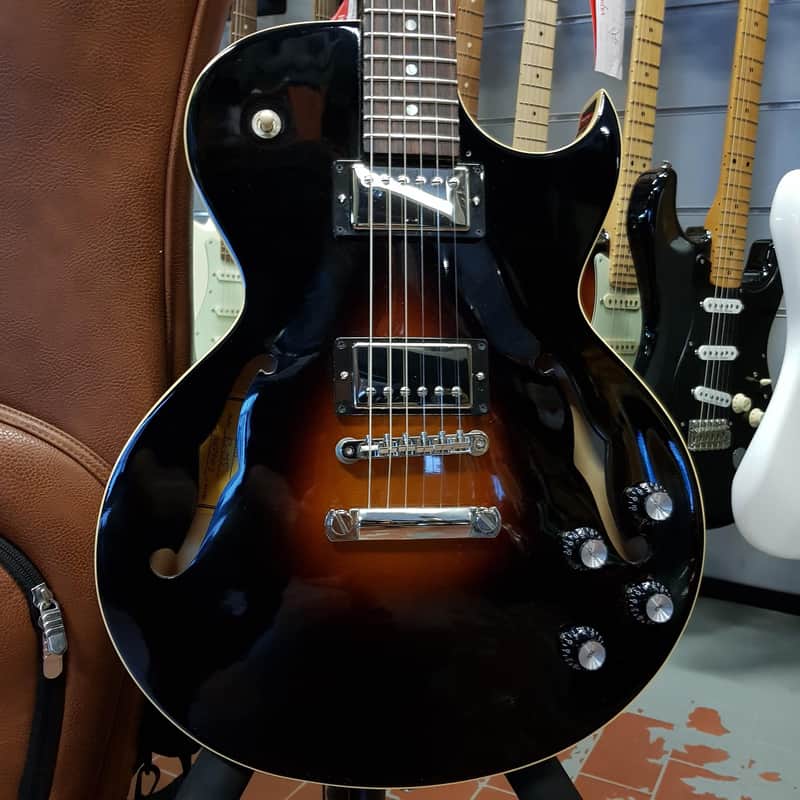 Gibson   Es 235 Hollowbody image 1