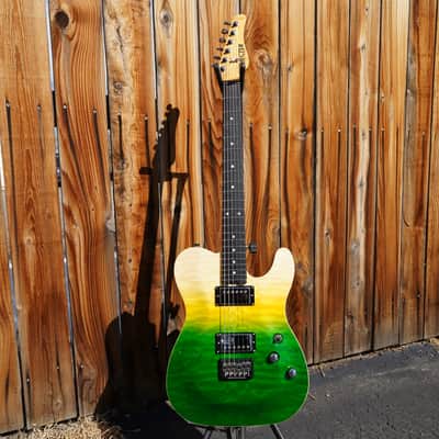 Schecter DIAMOND SERIES PT Classic - Caribbean Fade Burst 6-String Electric Guitar w/ Black Tweed  Hard Case image 2
