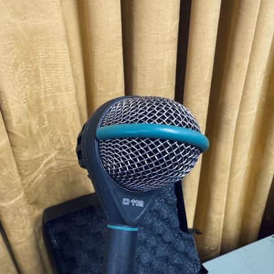 AKG D112 Dynamic microphone for Bass and Kick Drum image 3