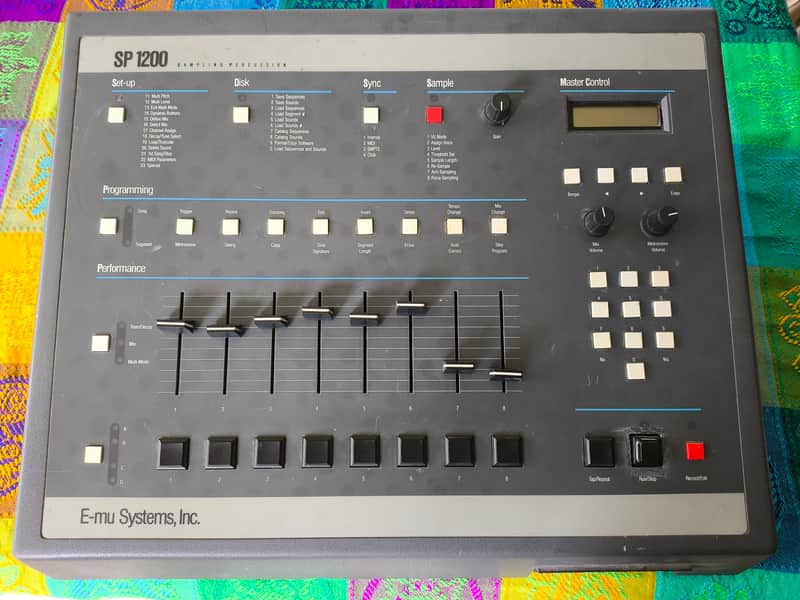 E-MU Systems SP-1200 8-Voice Drum Sampler 1987 - 1996 - Black image 1