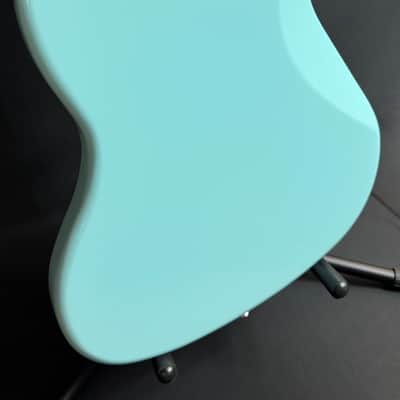 Squier FSR Classic Vibe 70's Jaguar Electric Guitar Daphne Blue Finish (542) image 11