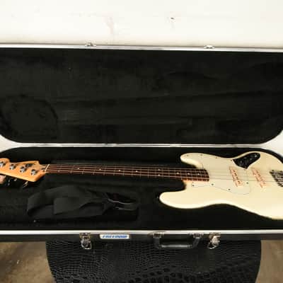 Fender Standard Jazz Bass 2000 MIM Olympic White Rosewood Fretboard 4-String Bass Guitar image 1