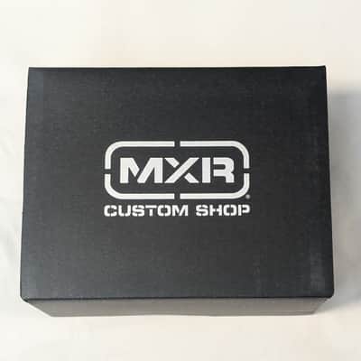 MXR Custom Shop CSP041 Hybrid Fuzz Pedal Limited Graphic NIB image 8