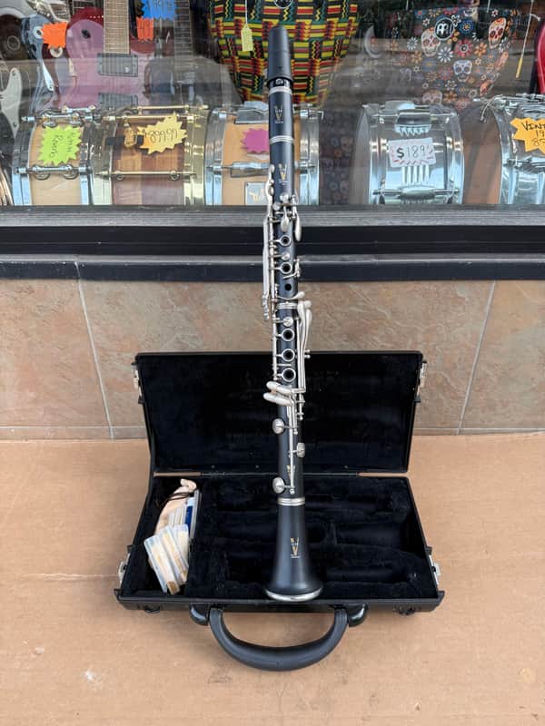 Vito by Leblanc 7214 Bb Clarinet w/ Hard Case, Mouthpiece & Reeds – Made in USA image 1