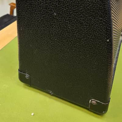Peavey KB 1 8" 20W Keyboard Amplifier image 2