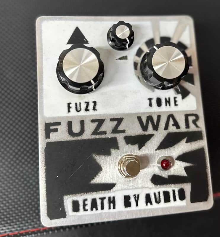 Death By Audio Fuzz War