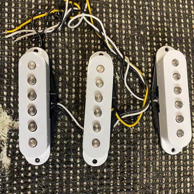Fender Mexican Standard Stratocaster Pickups image 1