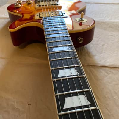 Yamaha Studio Lord SL550S Standard 80s Cherry Sunburst. Les Paul