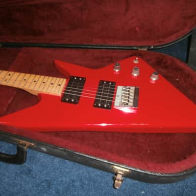 Vintage 1983 Peavey Razer Electric Guitar w/ Case! Rare Red Finish, USA! image 2