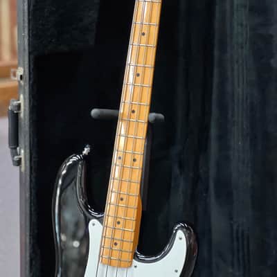 1984 Fender Precision Bass - Black image 4