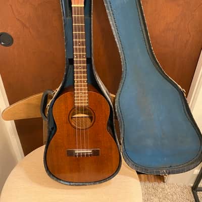 Vintage 1960's Favilla Baritone Ukulele image 3