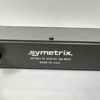 (New Old Stock) Symetrix SG-200 Dual Signal Gate, 2 Channel Noise Gate, Vintage Rack image 4