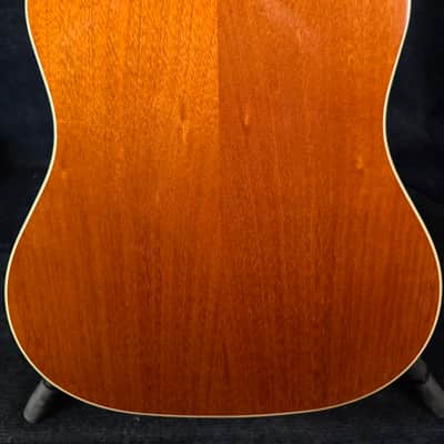Used Gibson J-35 - Natural image 7