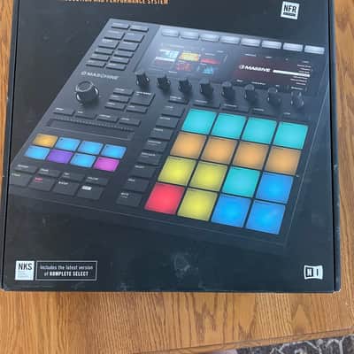 Native Instruments Maschine MKIII 2023 Black image 3