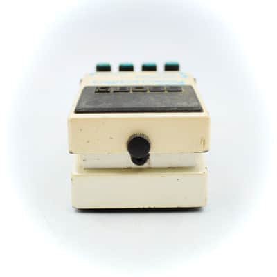 Boss DD-3 Digital Delay Long Chip 1987 Made in Japan Blue Label Guitar Effect Pedal 760700 image 8