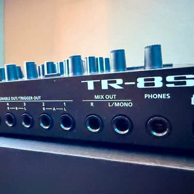Roland TR-8S, Mint Like New Condition. CB-BTRMX Instrument Bag, Decksaver, & MyVolts Step Up USB tip Included! image 7