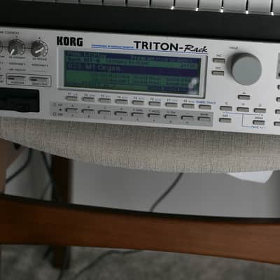 Korg Triton Rack Rackmount 60-Voice Polyphonic Workstation 2000 - 2005 - Silver image 8
