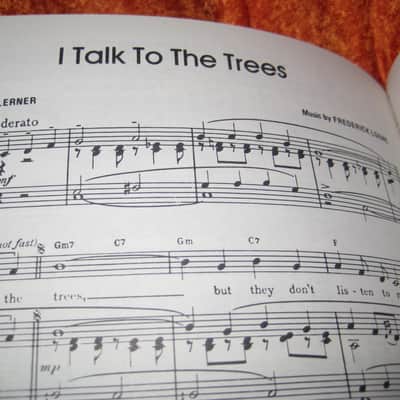 Ekay Music The Great Latin-American SongbookSpiral Bound 432 Pages Giant Book Piano - Vocal - Guitar image 12