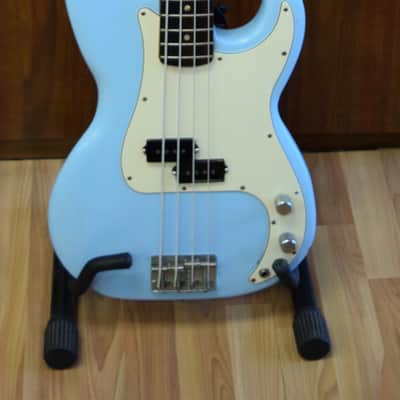 Fender Precision Bass 1965-1975 Powder Blue image 13