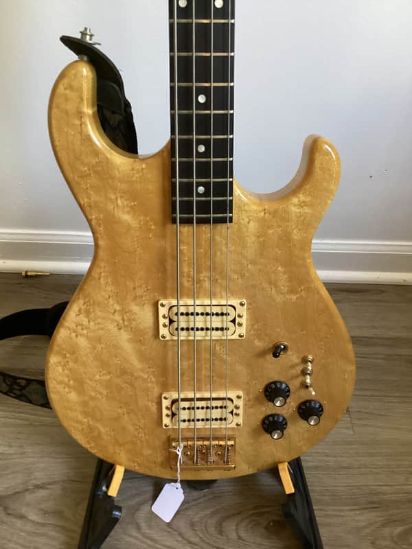 Vintage Early 1980s USA Carvin LB-50 Stereo 4 String Bass Guitar image 1