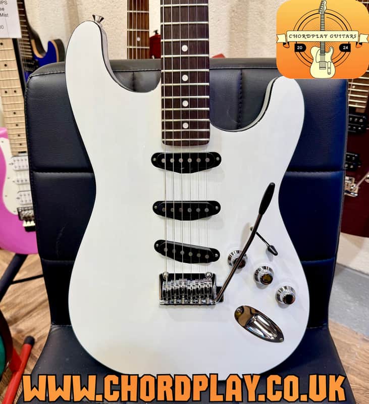 🔥MINT🔥 Fender Aerodyne Special Stratocaster~ Bright White~ 2022 Made In Japan!