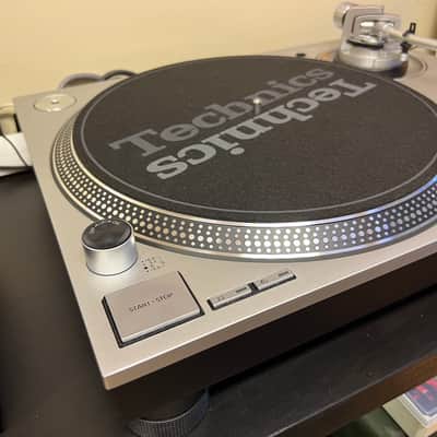 Technics SL-1200MK7 2019 - Present - Silver image 4