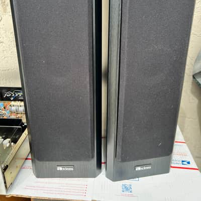 Axiom Audio Home Theater speakers model M22ti in great condition image 3