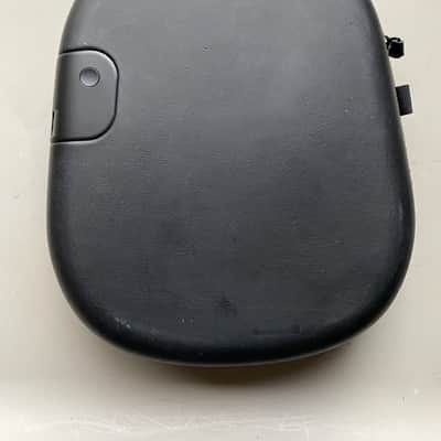 Bose Headphones 700 Wireless Noise Canceling with charging case (Read) image 9