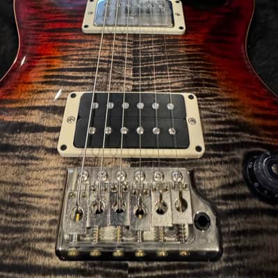 PRS Tremonti 2020-2023 - Cherry charcoal burst image 3
