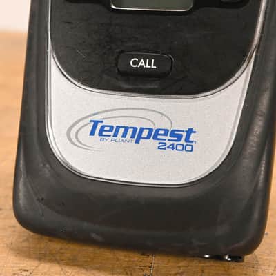 Clear-Com TMR42524INCC Tempest 2400 4-Channel Wireless Belt Station CG01PQT image 4
