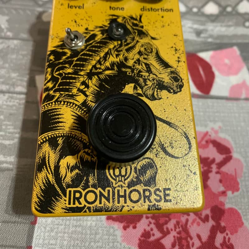 2017 – 2020 Walrus Audio Iron Horse V2 Yellow
