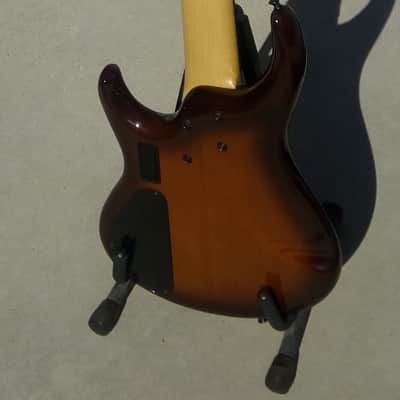 MTD Michael Tobias Grendel 5 V Bass; Bart Pre & Single Coils, 35" Scale, Czech,Clean! image 4