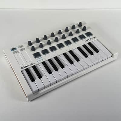 Arturia Minilab MkII Portable MIDI Keyboard Controller image 5