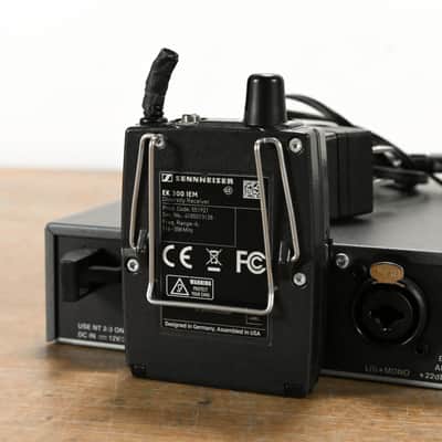Sennheiser ew 300 IEM G3 Wireless In-Ear Monitoring System - 516-558 MHz CG0118V image 7