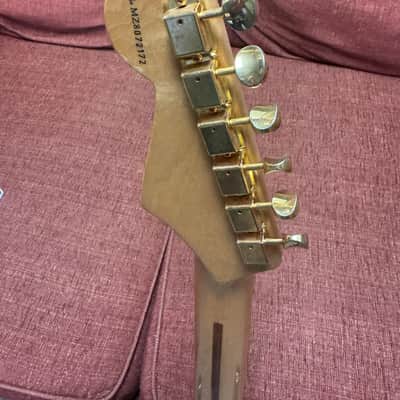 Fender Deluxe Players Stratocaster with Rosewood Fretboard 2005 - 2016 - 3-Color Sunburst image 6