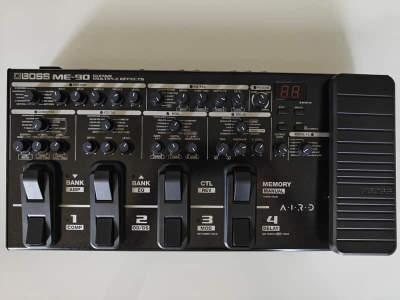 Boss ME-90 Guitar Multiple Effects image 1