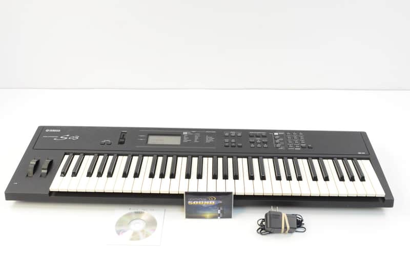 YAMAHA S03 音楽シンセサイザー 61鍵 YAMAHA S03 音楽シンセサイザー 61鍵 Yamaha S03 61 keys workstation
