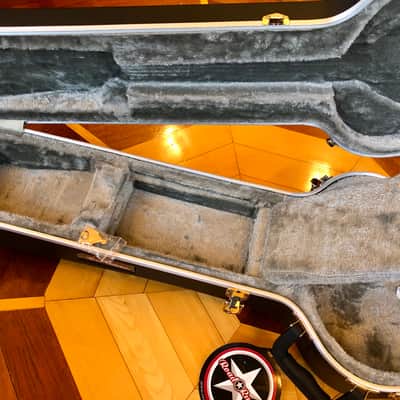 Road Runner RRMAJBO ABS Molded Jumbo Acoustic Guitar Case w/ Key image 12