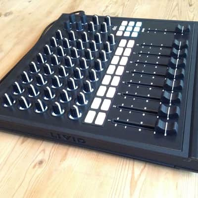 Livid DS1 midi mixer controller image 2