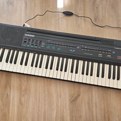 Casio Casiotone CT-607. 210 Tone Bank Digital Keyboard