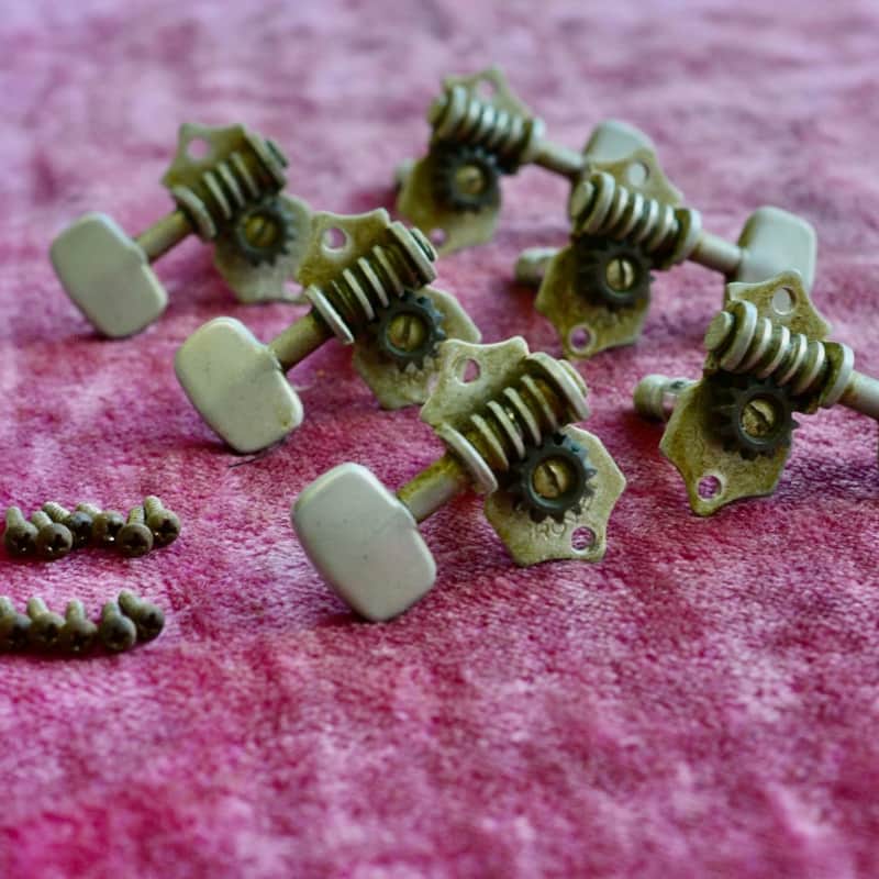 1930 – 1970 Grover Sta-Tite Nickel