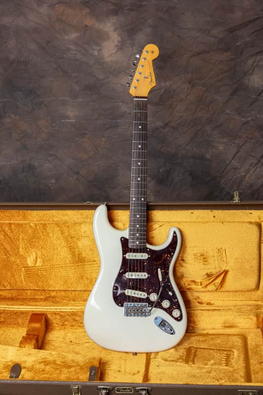 Fender American Vintage '62 Stratocaster | Reverb