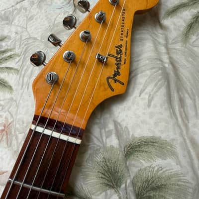 Fender American Vintage '62 Stratocaster 1985 - 1989 - Vintage White image 23