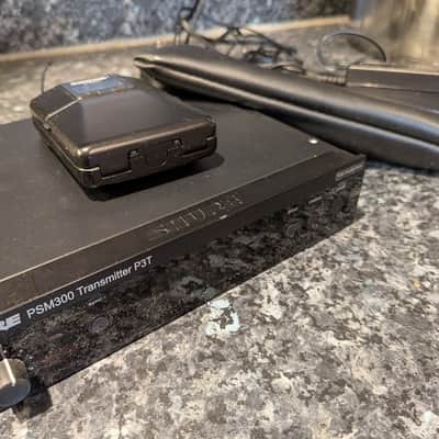 Shure PSM300 P3TRA Stereo Personal Monitor System with Metal Receiver Very Good Bild 2