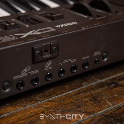 Yamaha DX21 Programmable Algorithm Synthesizer 1985 - Black image 8