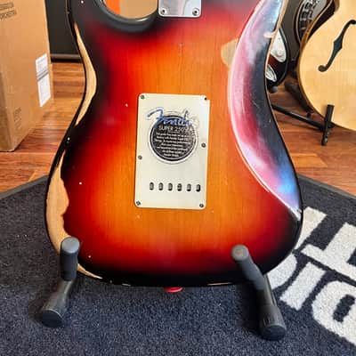 Fender 60's road worn stratocaster 2008 - Sunburst image 3