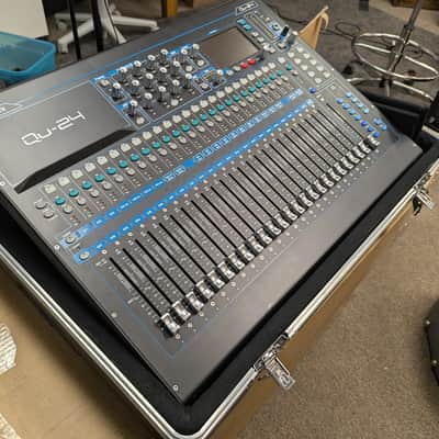 Allen & Heath QU-24C Chrome Edition 24-Channel Digital Mixer 2010s - Black image 6