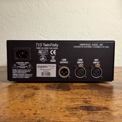 Universal Audio 710 Twin-Finity Microphone Preamp 2009 - Present - Silver image 6